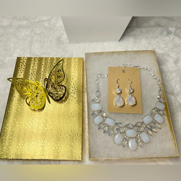 Opalite Large 925 Gemstone Necklace & Earrings Set - Picture 4 of 11